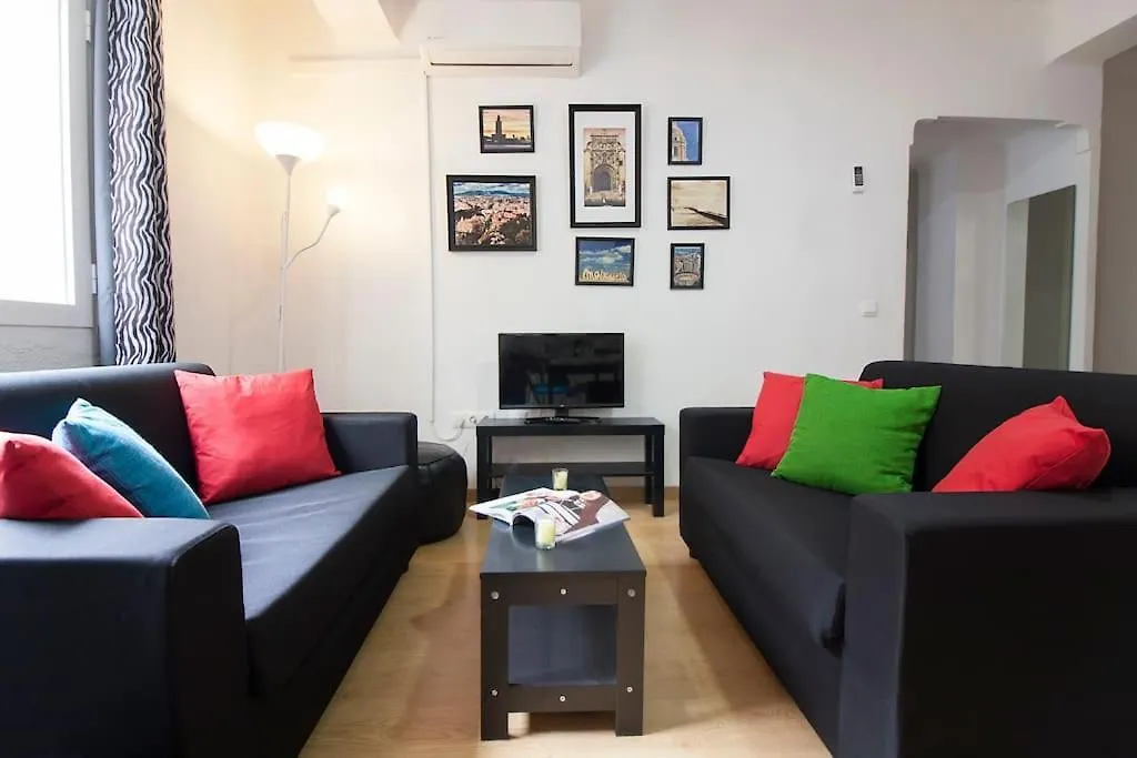 Entire 3 Room Flat In City Center - Canast Μάλαγα